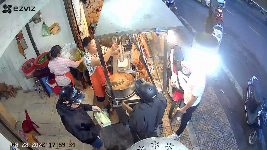 Lò quay Đà Lạt Heo quay Vị quay Gà quay ngon chât lượng đươc ưa thích 2022-08-31 10:19:35