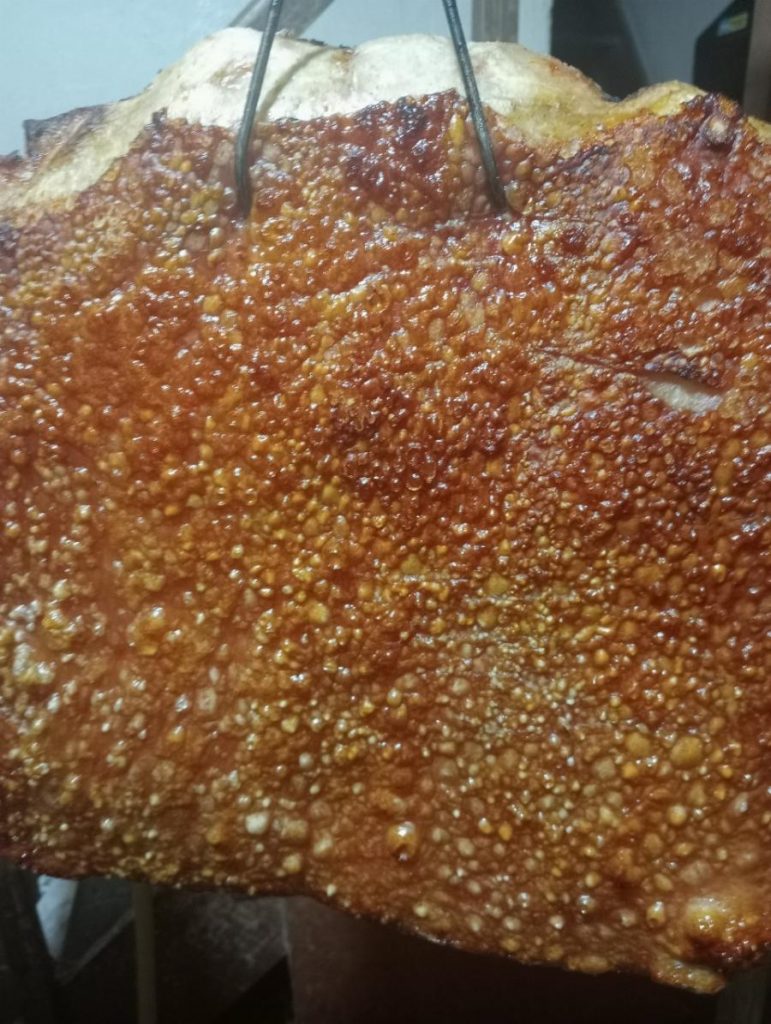 Lò quay Đà Lạt Heo quay Vị quay Gà quay ngon chât lượng đươc ưa thích 2022-10-18 09:22:22